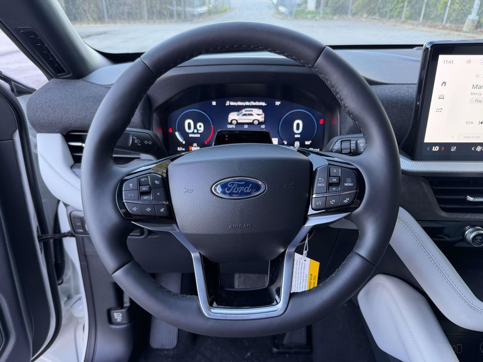 2027 Ford Explorer Platinum