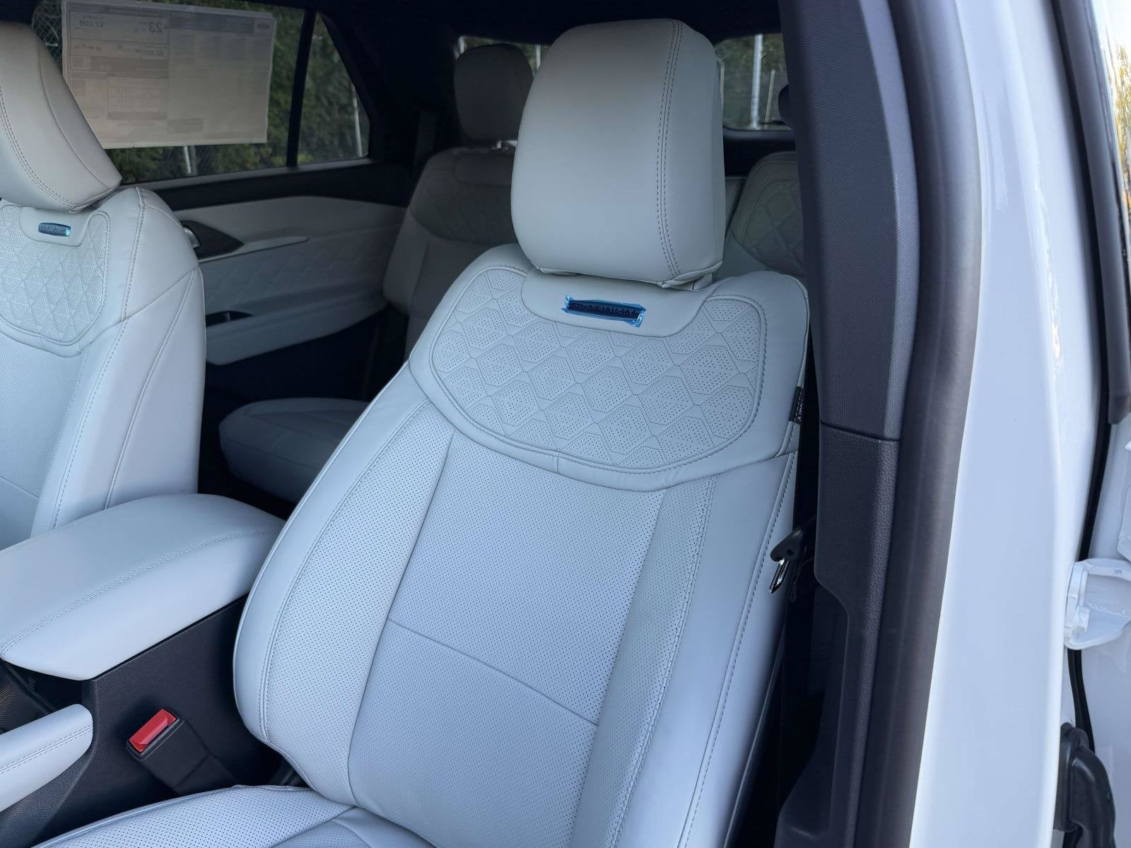 2027 Ford Explorer Platinum