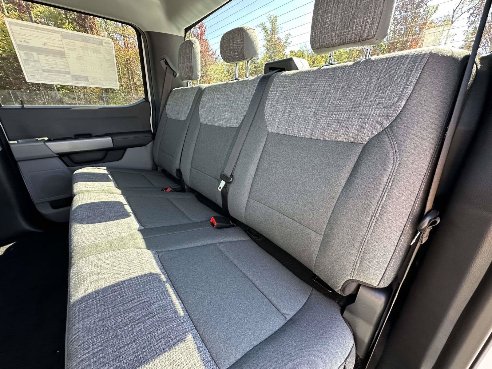 2027 Ford Super Duty F-250 SRW XLT