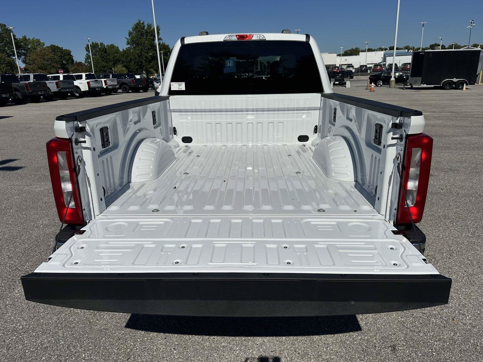 2027 Ford Super Duty F-250 SRW XLT