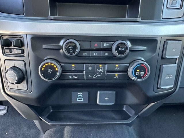 2027 Ford Super Duty F-250 SRW XLT
