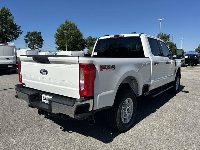 2027 Ford Super Duty F-250 SRW XLT