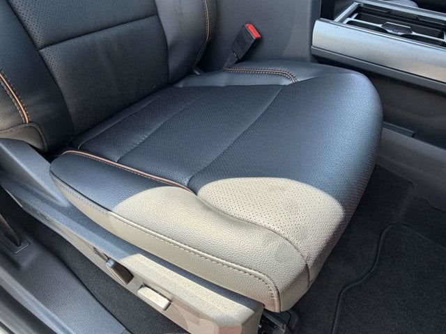 2026 Ford Super Duty F-250 Black Widow LARIAT