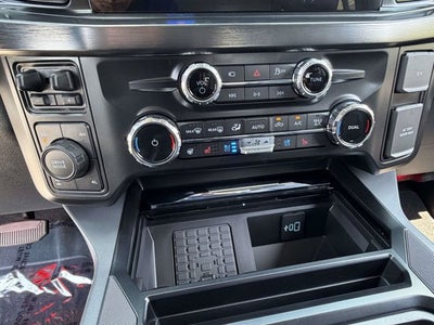 2026 Ford Super Duty F-250 Black Widow LARIAT