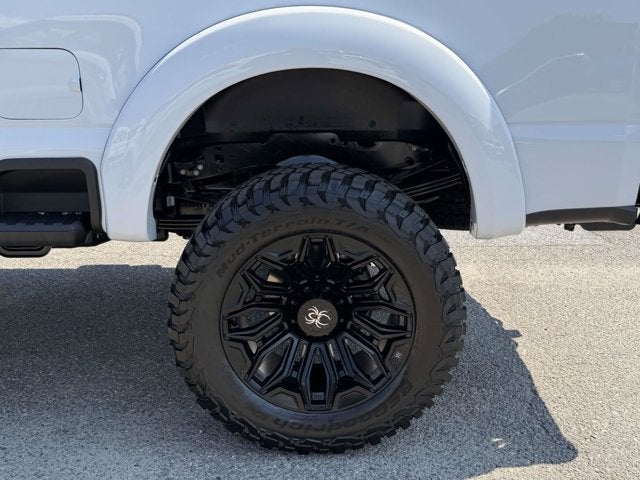 2026 Ford Super Duty F-250 Black Widow LARIAT