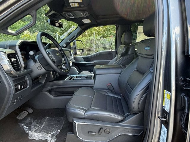 2026 Ford Super Duty F-250 SRW Platinum