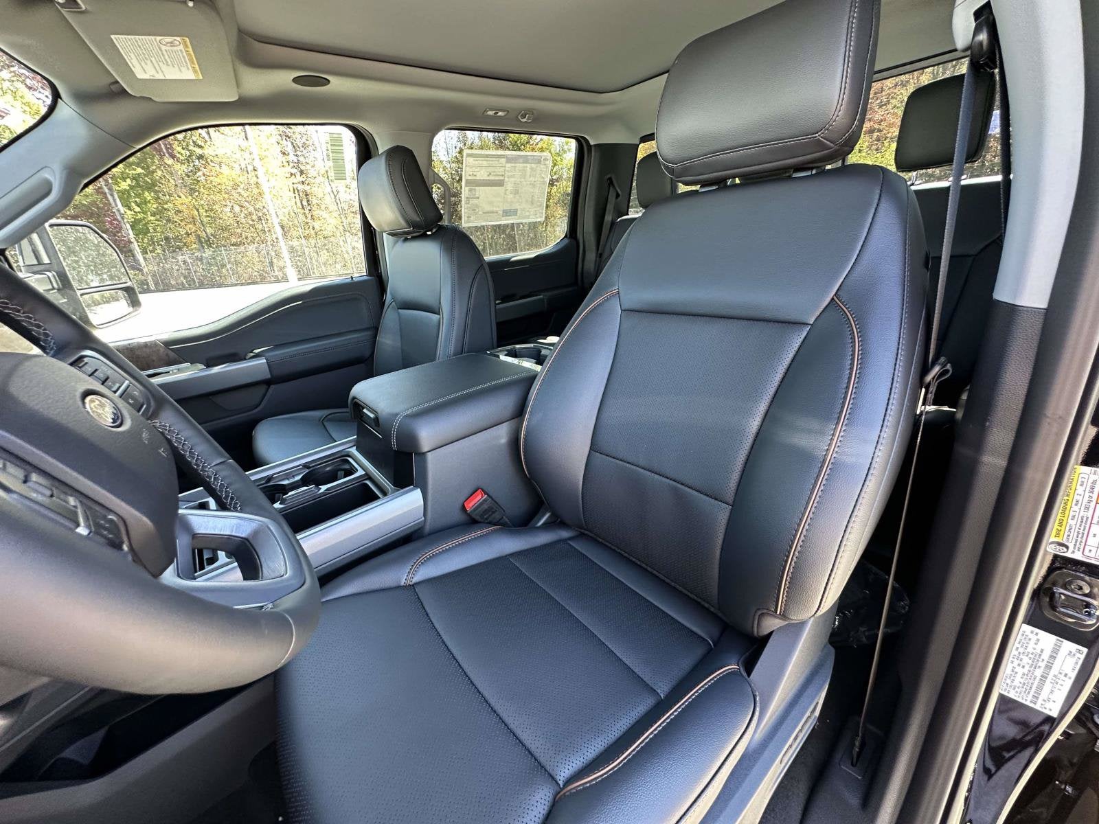 2027 Ford Super Duty F-250 SRW LARIAT