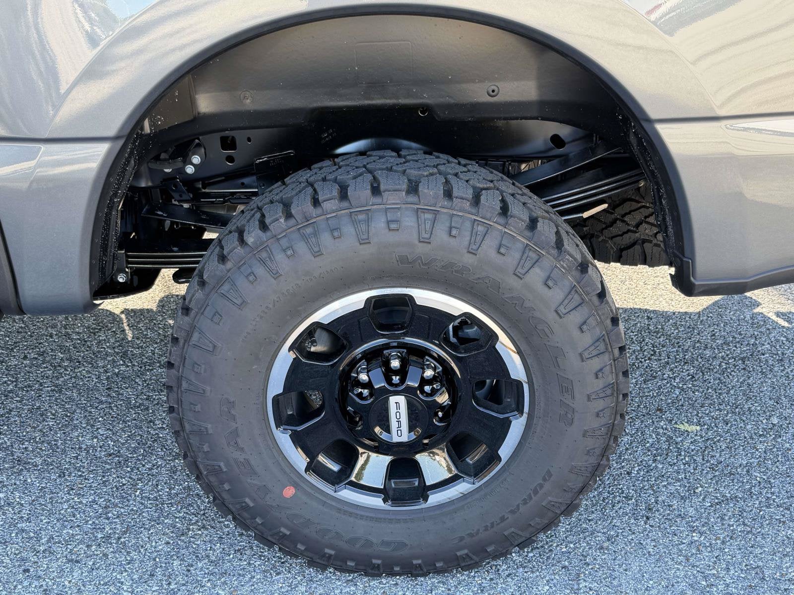2027 Ford Super Duty F-250 SRW XLT