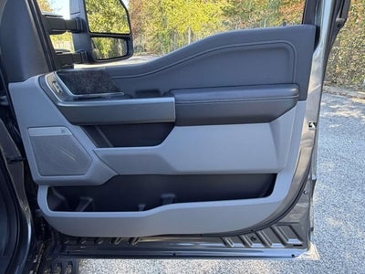 2027 Ford Super Duty F-250 SRW XLT