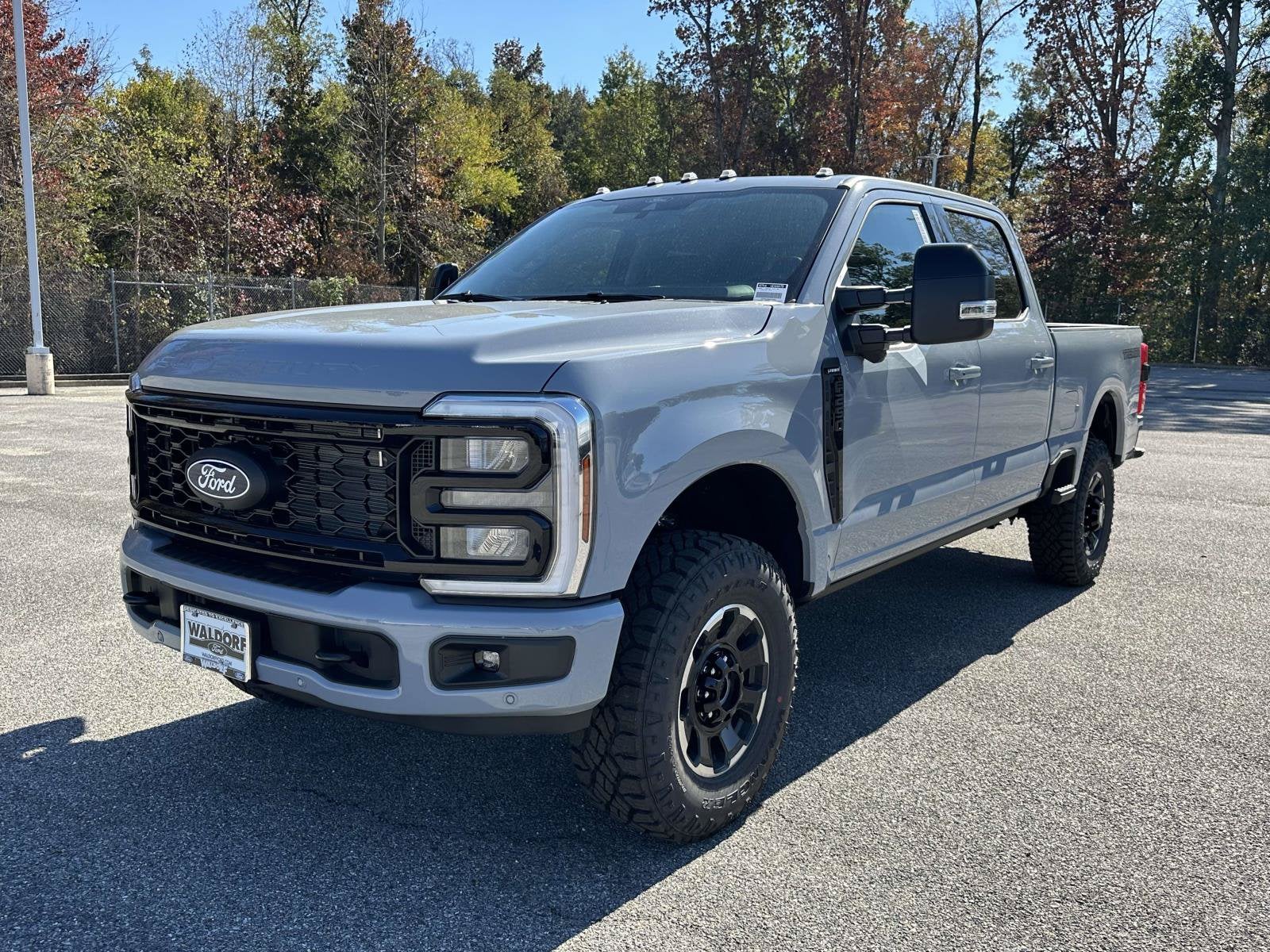 2027 Ford Super Duty F-250 SRW LARIAT