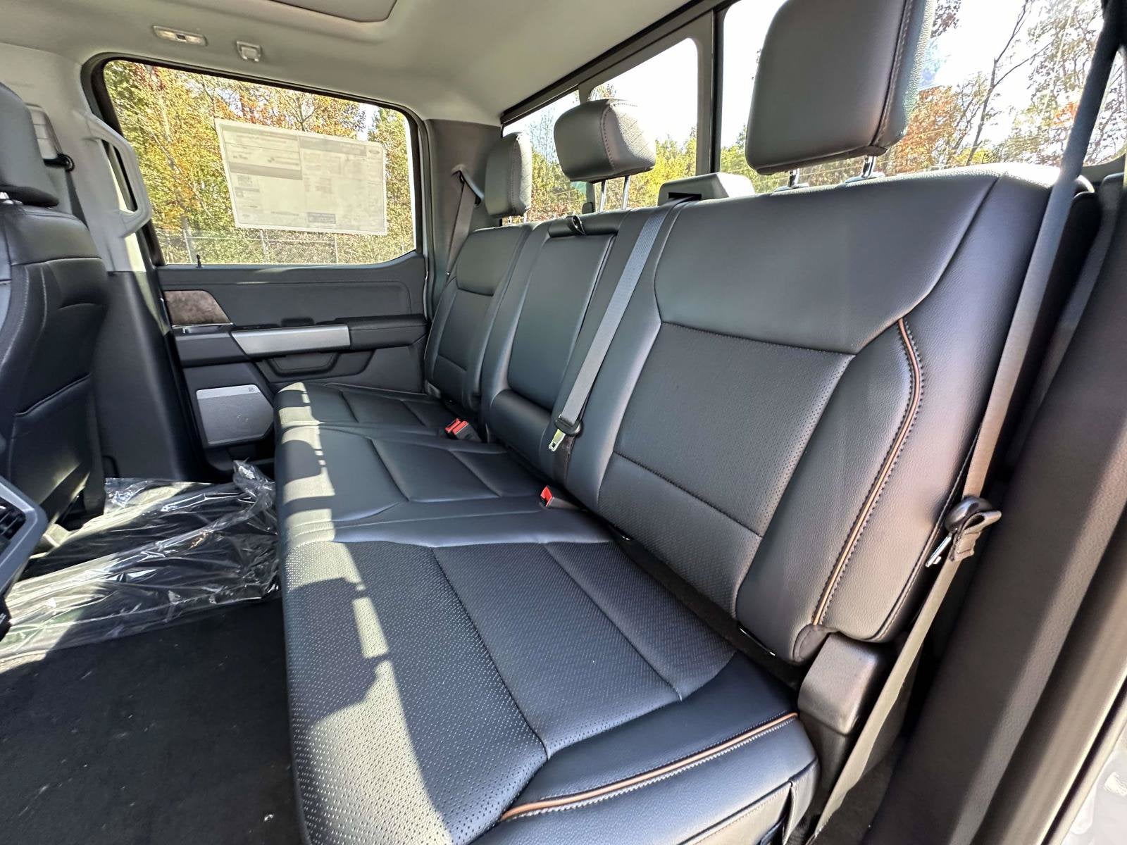 2027 Ford Super Duty F-250 SRW LARIAT