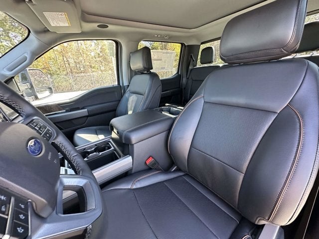 2027 Ford Super Duty F-250 SRW LARIAT