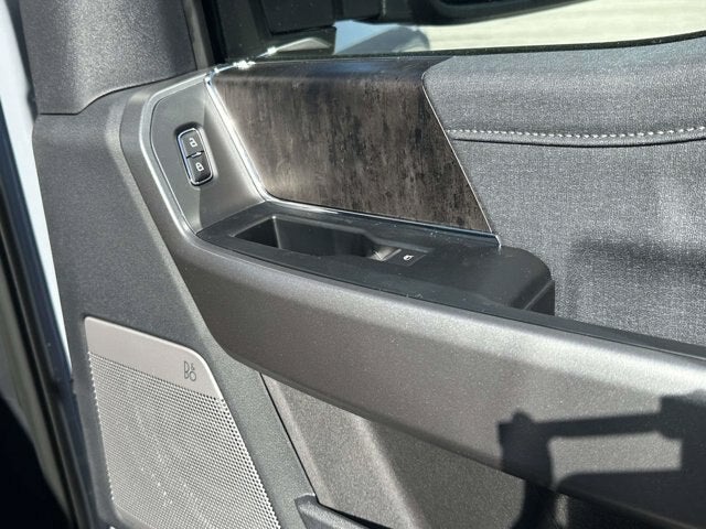 2027 Ford Super Duty F-250 SRW LARIAT