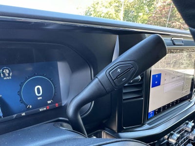 2027 Ford Super Duty F-250 SRW LARIAT