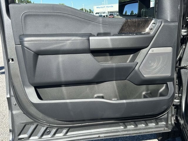 2027 Ford Super Duty F-250 SRW LARIAT