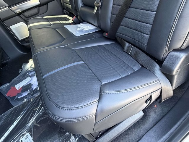 2026 Ford Super Duty F-350 SRW Platinum