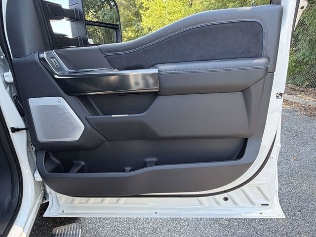 2026 Ford Super Duty F-350 SRW Platinum