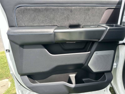 2026 Ford Super Duty F-350 SRW Platinum