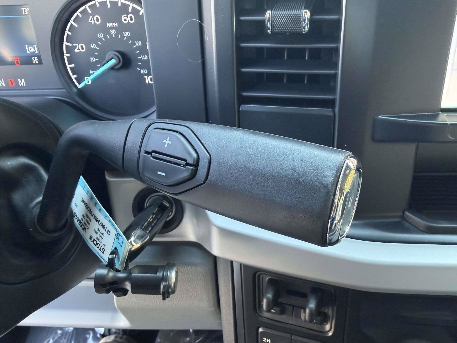 2027 Ford Super Duty F-350 SRW XL