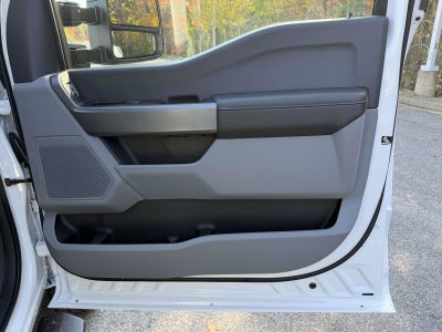 2027 Ford Super Duty F-350 SRW XL