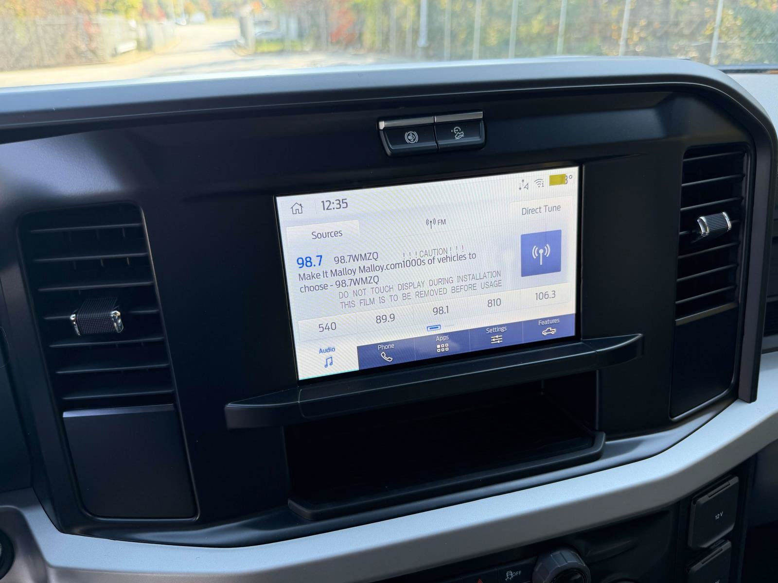 2027 Ford Super Duty F-350 SRW XL