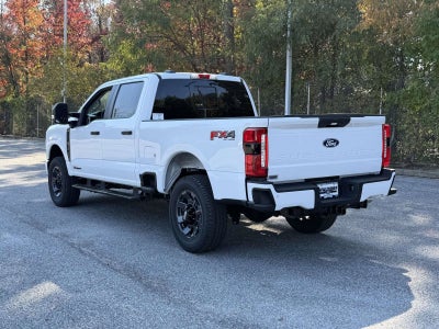 2027 Ford Super Duty F-350 SRW XL