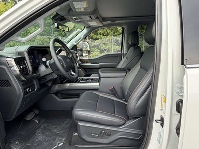 2026 Ford Super Duty F-350 SRW LARIAT
