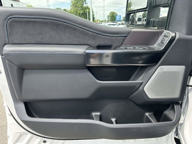 2026 Ford Super Duty F-350® Platinum®