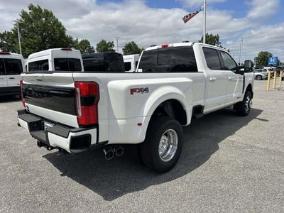 2026 Ford Super Duty F-350® Platinum®