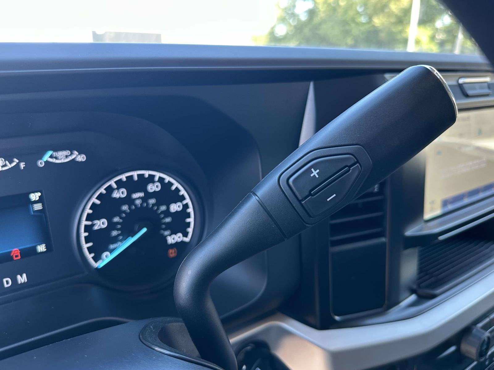2027 Ford Super Duty F-350 DRW XL