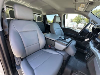 2027 Ford Super Duty F-350 DRW XL