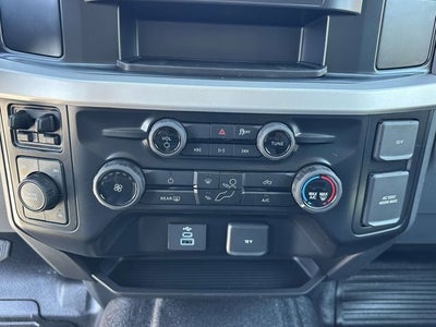 2027 Ford Super Duty F-350 DRW XL