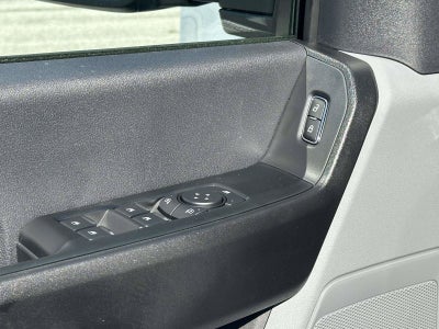 2027 Ford Super Duty F-350 DRW XL