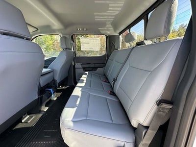 2027 Ford Super Duty F-350 DRW XL