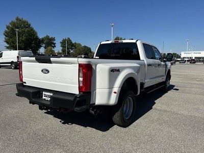 2027 Ford Super Duty F-350 DRW XL