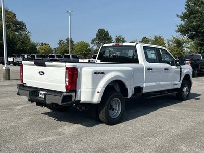 2027 Ford Super Duty F-350 DRW XL