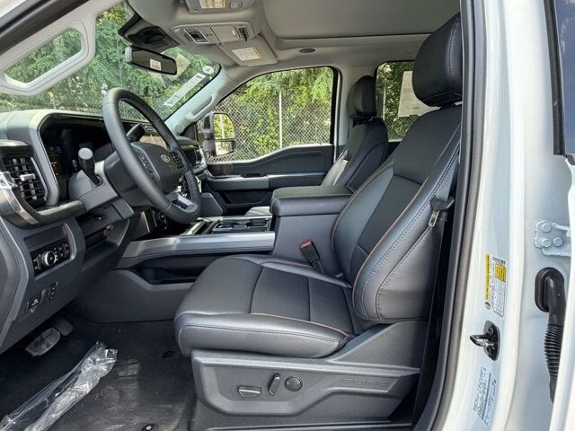 2026 Ford Super Duty F-350 DRW LARIAT