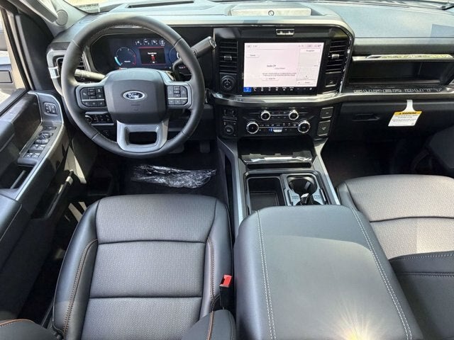 2026 Ford Super Duty F-350 DRW LARIAT