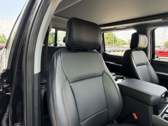 2026 Ford Super Duty F-350 DRW LARIAT
