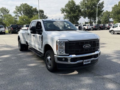 2026 Ford Super Duty F-350 DRW XL