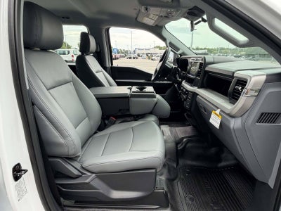 2026 Ford Super Duty F-350 DRW XL