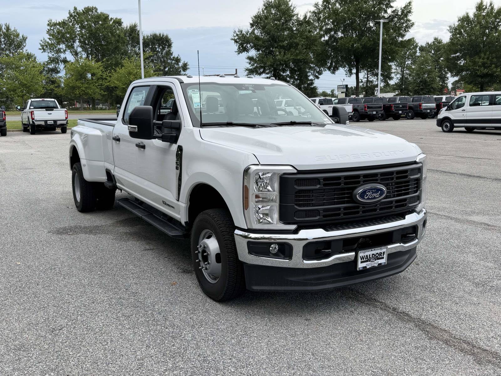 2026 Ford Super Duty F-350 DRW XL