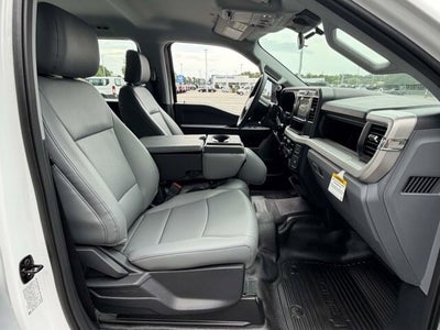 2026 Ford Super Duty F-350 DRW XL