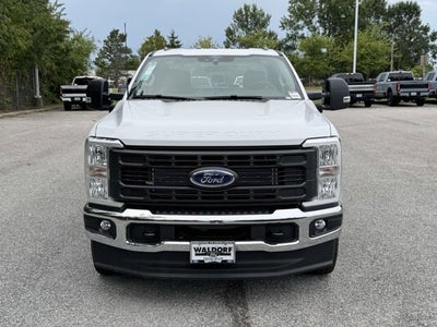 2026 Ford Super Duty F-350 DRW XL