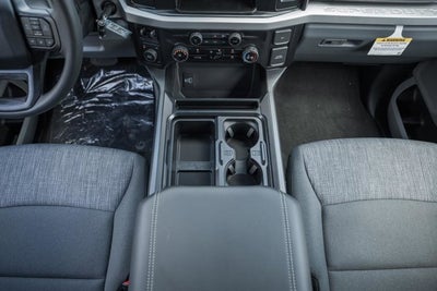 2026 Ford Super Duty F-350 DRW XLT