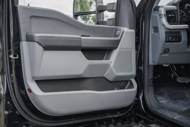 2026 Ford Super Duty F-350 DRW XLT