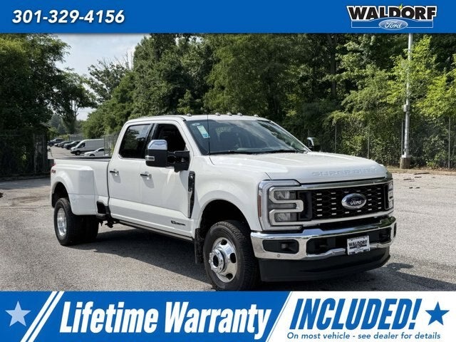 2026 Ford Super Duty F-350 DRW LARIAT