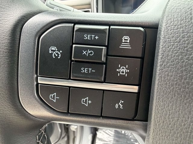 2026 Ford Super Duty F-350 DRW LARIAT