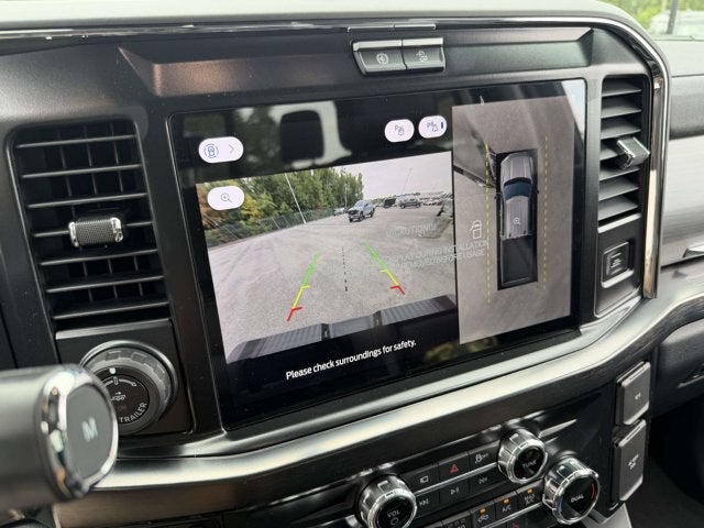 2026 Ford Super Duty F-350 DRW LARIAT