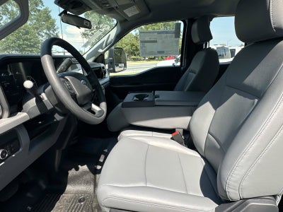 2027 Ford Super Duty F-350 SRW XL